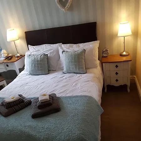 New Bond Hotel-2